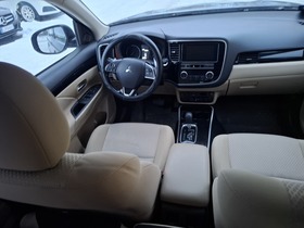 Mitsubishi Outlander vaihtoauto