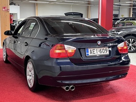 BMW 330 vaihtoauto