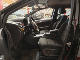 Mercedes-Benz B vaihtoauto