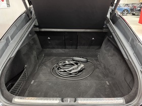 Mercedes-Benz EQS vaihtoauto