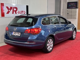 Opel Astra vaihtoauto