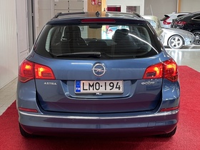 Opel Astra vaihtoauto