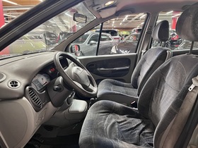 Renault Scénic vaihtoauto