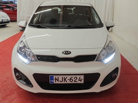 Kia Rio vaihtoauto