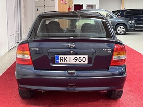 Opel Astra vaihtoauto