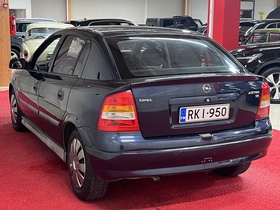 Opel Astra vaihtoauto