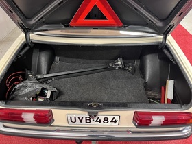 Mercedes-Benz 200 vaihtoauto