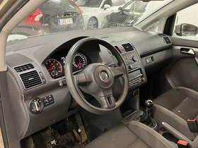 Volkswagen Touran vaihtoauto