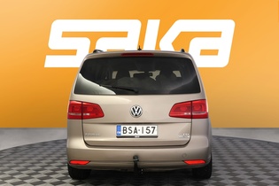 Volkswagen Touran vaihtoauto