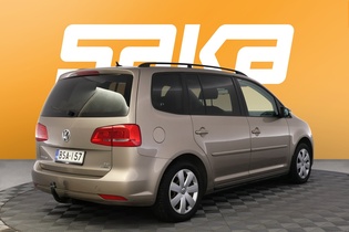 Volkswagen Touran vaihtoauto