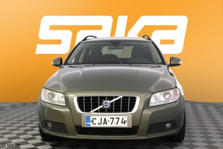 Volvo V70 vaihtoauto