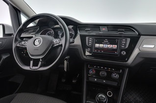 Volkswagen Touran vaihtoauto