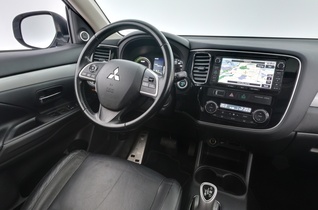 Mitsubishi Outlander PHEV vaihtoauto