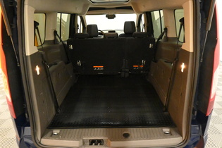 Ford Grand Tourneo Connect vaihtoauto