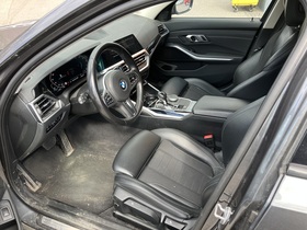 BMW 330 vaihtoauto