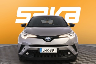Toyota C-HR vaihtoauto