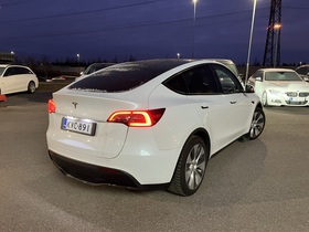 Tesla Model Y vaihtoauto