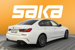 BMW 330 vaihtoauto