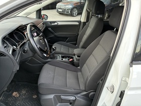 Volkswagen Touran vaihtoauto