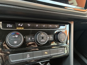 Volkswagen Touran vaihtoauto