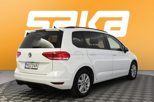 Volkswagen Touran vaihtoauto