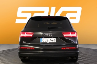 Audi Q7 vaihtoauto