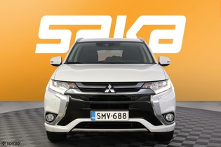 Mitsubishi Outlander PHEV vaihtoauto