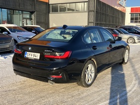 BMW 330 vaihtoauto