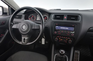 Volkswagen Jetta vaihtoauto