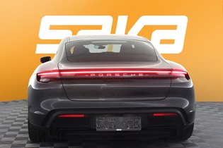 Porsche Taycan vaihtoauto