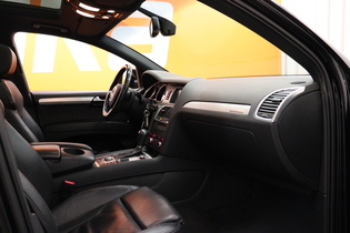Audi Q7 vaihtoauto