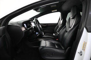 Tesla Model X vaihtoauto