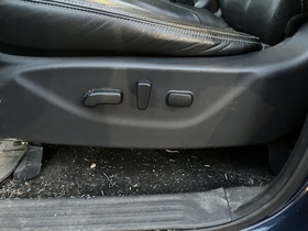 Nissan Navara vaihtoauto