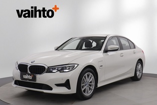 BMW 320 vaihtoauto