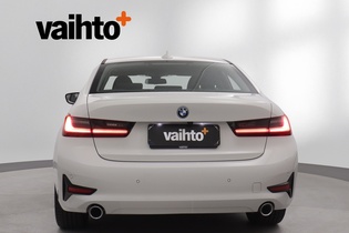 BMW 320 vaihtoauto