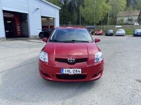 Toyota Auris vaihtoauto