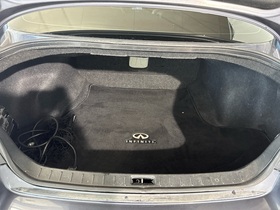 Infiniti G37 vaihtoauto