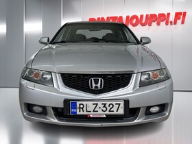 Honda Accord vaihtoauto