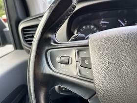 Opel Vivaro vaihtoauto