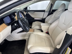 Tesla Model S vaihtoauto