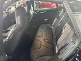 Tesla Model S vaihtoauto