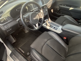 Kia Optima vaihtoauto