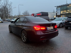 BMW 330 vaihtoauto