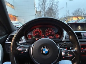 BMW 330 vaihtoauto