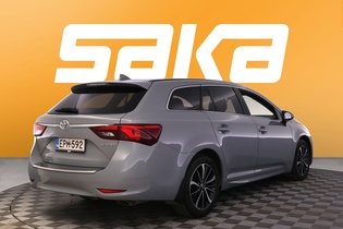 Toyota Avensis vaihtoauto