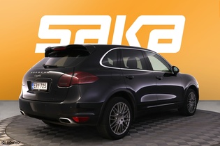 Porsche Cayenne vaihtoauto