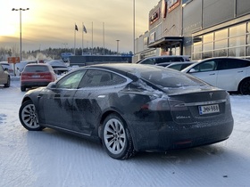 Tesla Model S vaihtoauto