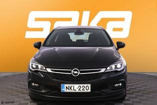 Opel Astra vaihtoauto