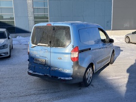 Ford Transit Courier vaihtoauto