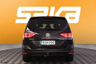 Volkswagen Touran vaihtoauto